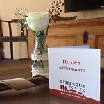 Rittergut Positz 게스트하우스 3*