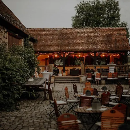 Rittergut Positz 招待所 3*