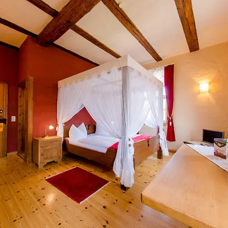 Rittergut Positz Konukevi 3*