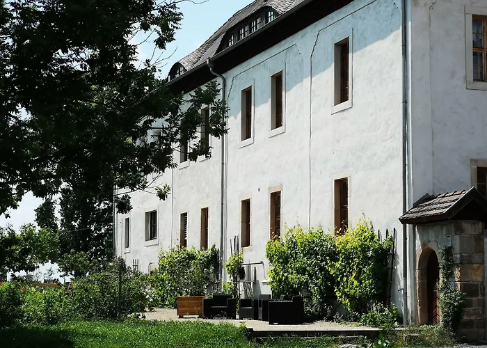 Konukevi Rittergut Positz 3*